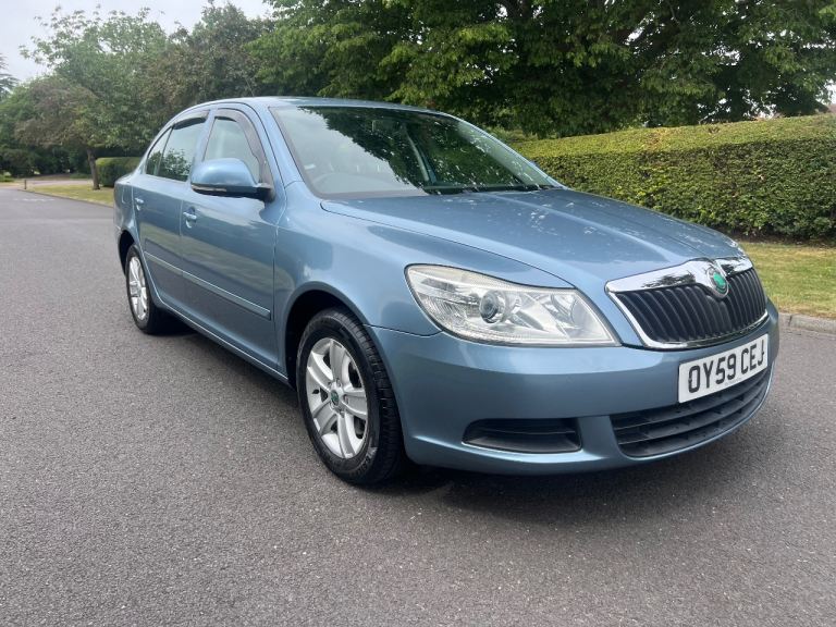 Skoda, OCTAVIA, Hatchback, 2009, Semi-Auto, 1798 (cc), 5 doors