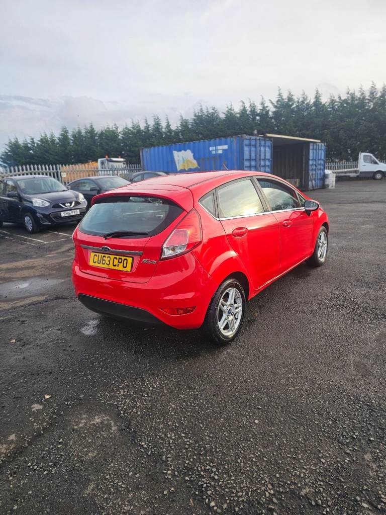 Ford, FIESTA, Hatchback, 2013, Manual, 1241 (cc), 5 doors