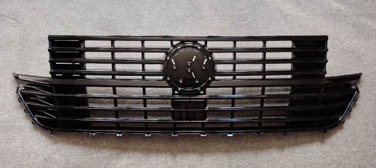 A LEIGHTON VANS VW TRANSPORTER T6.1 FRONT GLOSS BLACK GRILLE GRILL