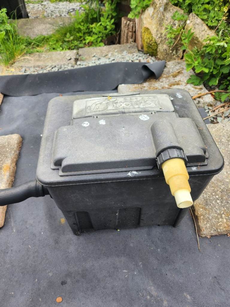 Pond filter and uv light 