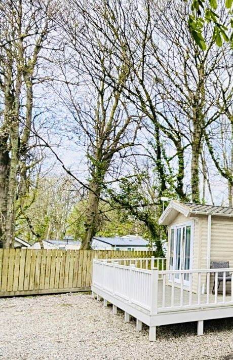 'St Minver Coastal Retreat' Stunning modern Holiday Caravan for hire near Rock Cornwall