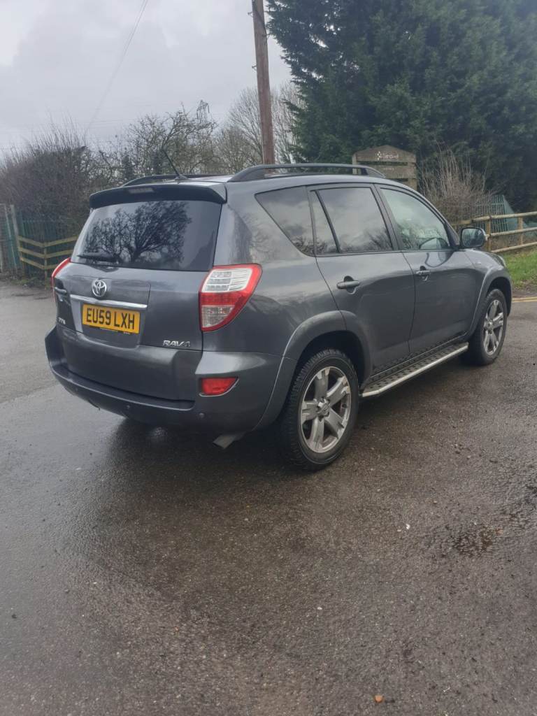 Automatic Toyota Rav-4