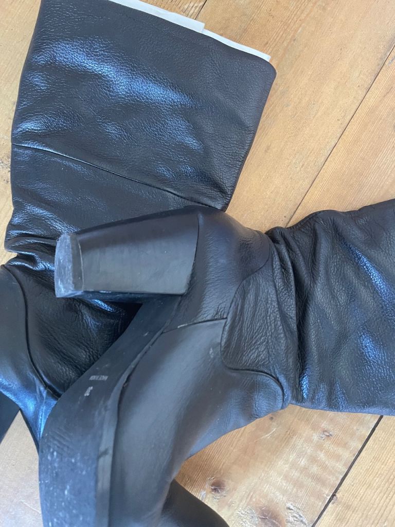Carvella Black Calf Boots 
