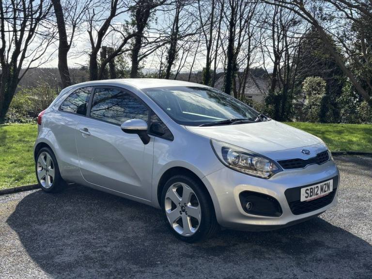 2012 12 KIA RIO 1.4 3 HATCHBACK 3DR PETROL MANUAL EURO 5 (107 BHP)