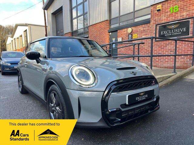 2022 MINI Hatch 2.0 Cooper S Classic Euro 6 (s/s) 3dr HATCHBACK Petrol Manual