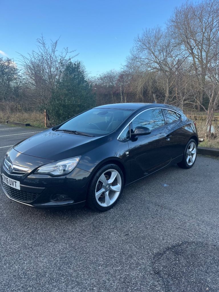 Vauxhall, GTC, Hatchback, 2016, Manual, 1598 (cc), 3 doors