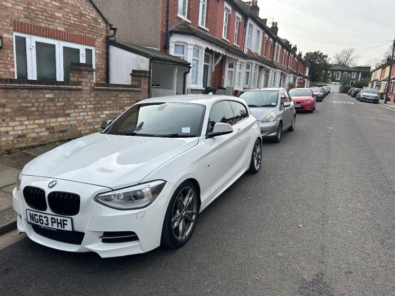 BMW, M 135i  2014, Manual, 2979 (cc), 3 doors