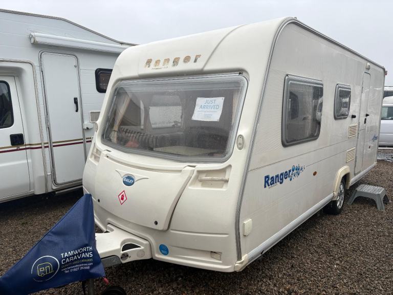BAILEY RANGER 500/5 - 5 BERTH CARAVAN,DOUBLE DINETTE,MOTORMOVER 