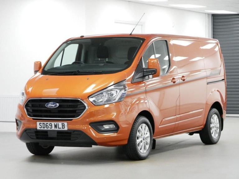 69 FORD TRANSIT CUSTOM 280 2.0 EBL 130 BHP SWB LIMITED EDITION ( NO VAT )