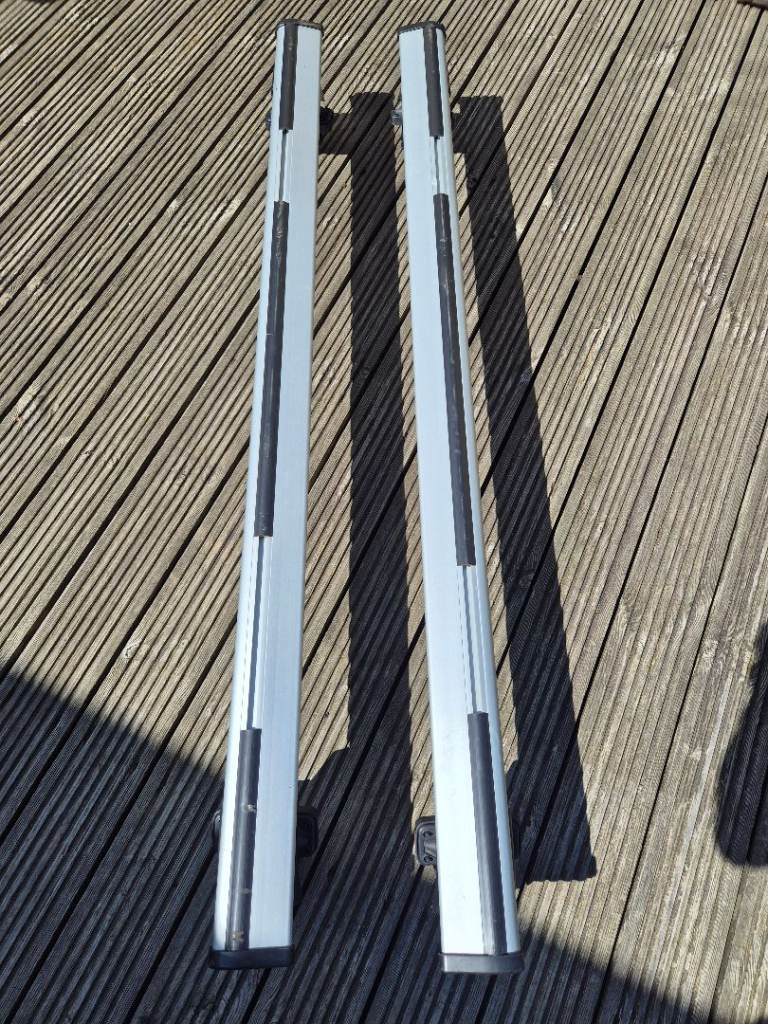 Range Rover Evoque roof racks, roof bars by Farad