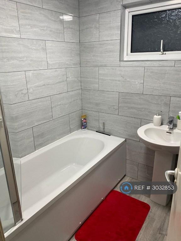 1 bedroom in Alder Way, Swanley, BR8 (#3032853)