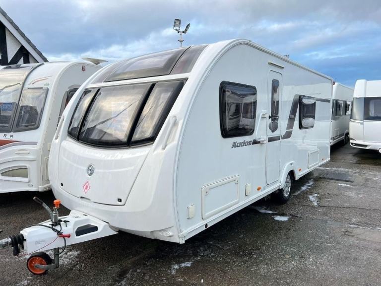 2012 SWIFT KUDOS 554 4 Berth fixed bed