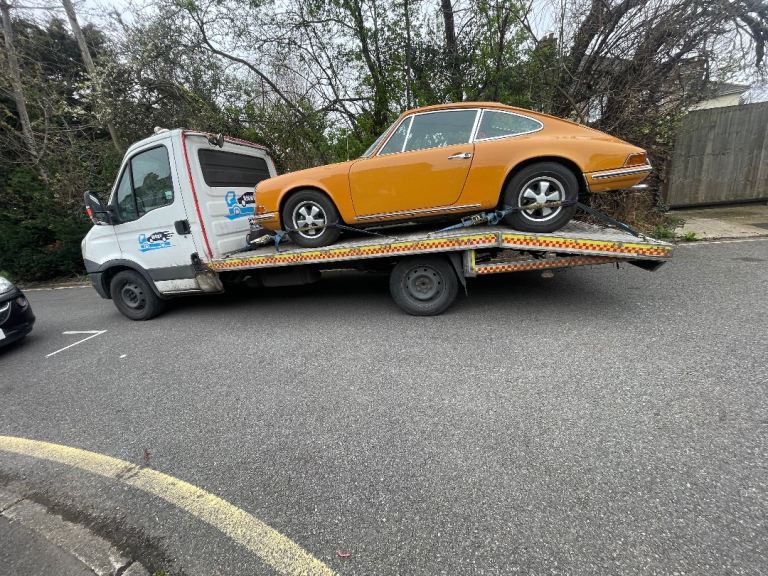 INSTANT TOW TRUCK SERVICE BREAKDOWN CAR COLLECTION AND DELIVERY 