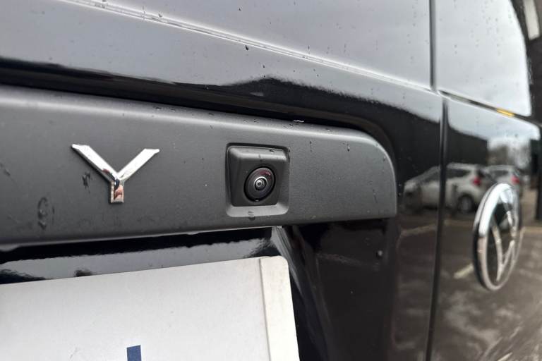 2025 Volkswagen Caddy C20 Cargo Commerce Pro Maxi 150 PS 1.5 TSI eHybrid 6sp DSG Van PETROL/ELECT...