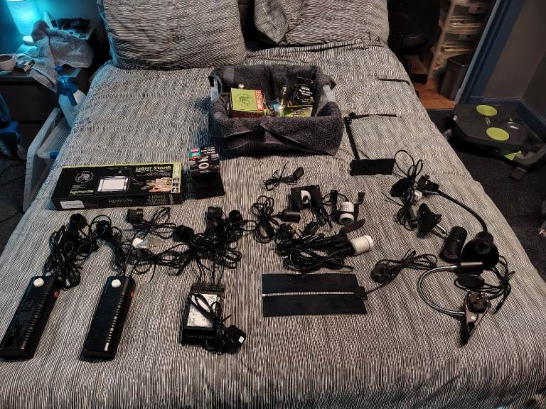 Various reptile equipment