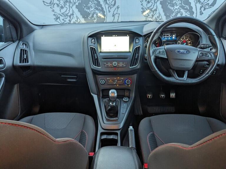 2018 Ford Focus 1.0 EcoBoost 140 ST-Line Navigation 5dr HATCHBACK PETROL Manual