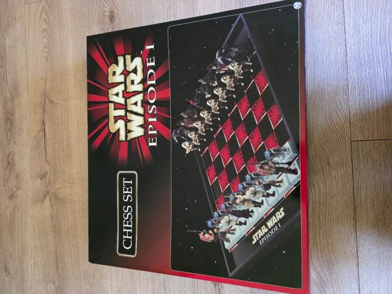 Star wars Episode 1 Phantom Menace Chess set