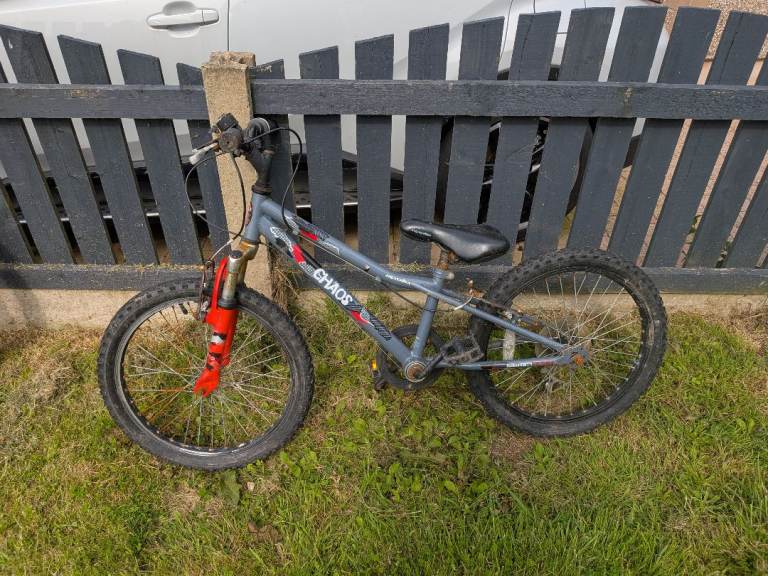 Kids chaos mt bike 6-7yr old