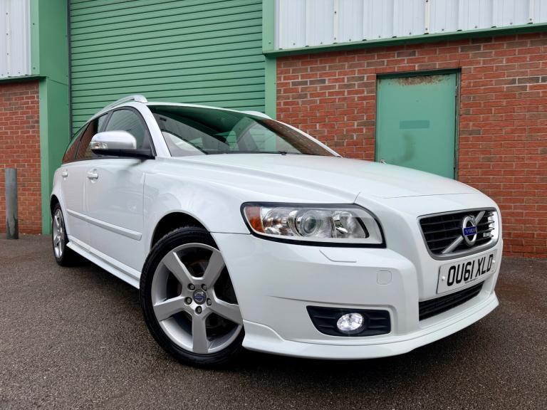 2011 (61) VOLVO V50 D3 R DESIGN EDITION 30,000 MILES 12 SERVICES IMMACULATE