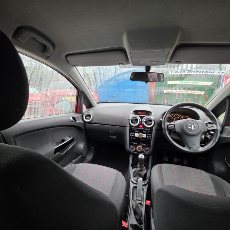 VAUXHALL CORSA D SXi EDITION FACELIFT 1.2 PETROL YEAR 2012 £35 ROAD TAX PER YEAR 12 MONTHS MOT