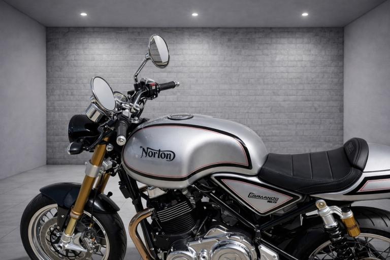 NORTON COMMANDO Sport 2024