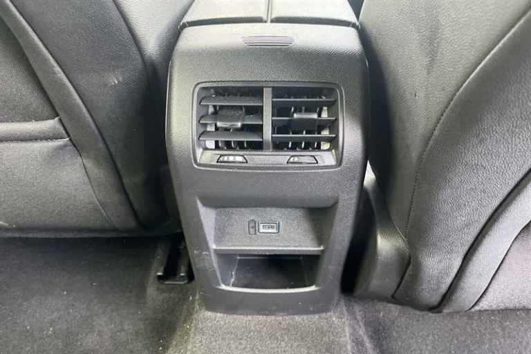 2025 Vauxhall Astra 54kWh Ultimate Hatchback 5dr Electric Auto (156 ps) Hatchback Electric Automatic