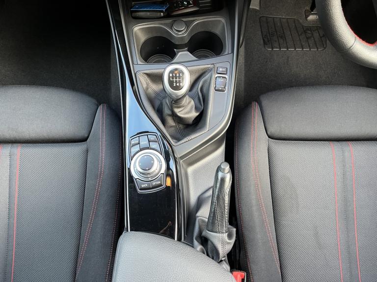 BMW 1 SERIES 2.0 118d Sport 5-Door 2016