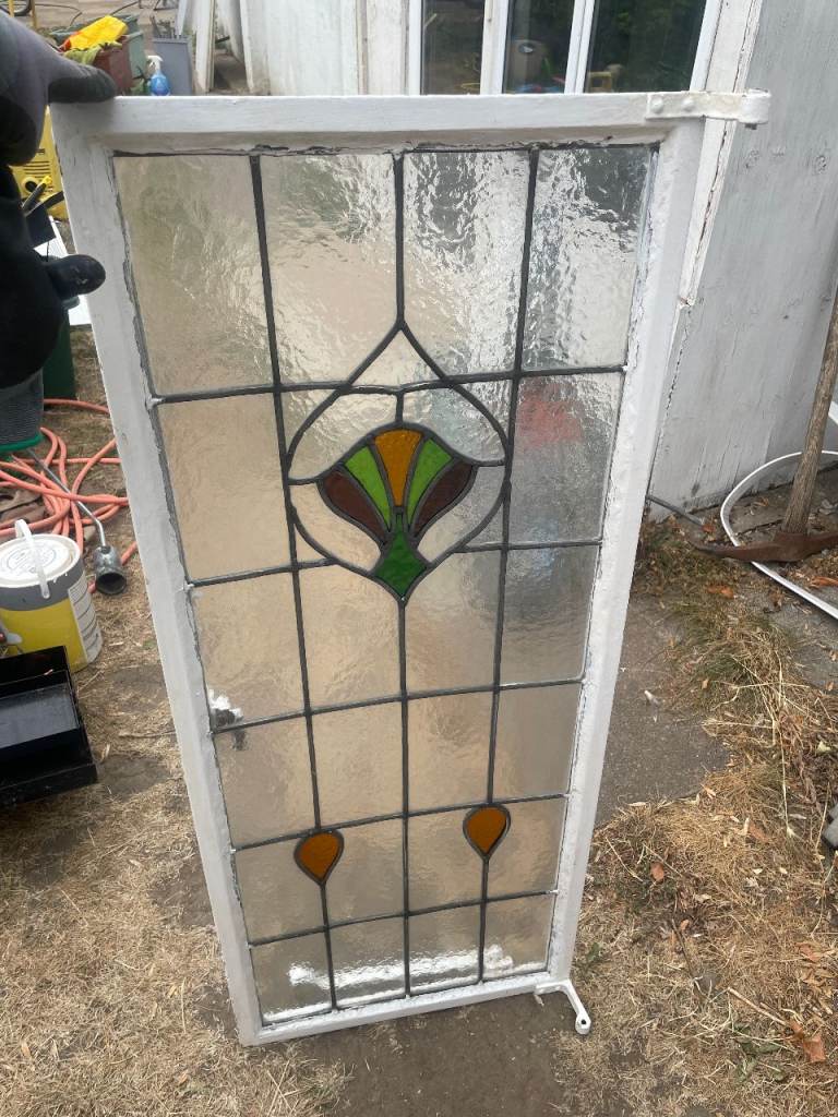 STAINED GLASS OVER 100 YEARS OLD**BEAUTIFUL**ANTIQUE**VINTAGE**VERY RARE**FROM PINNER**