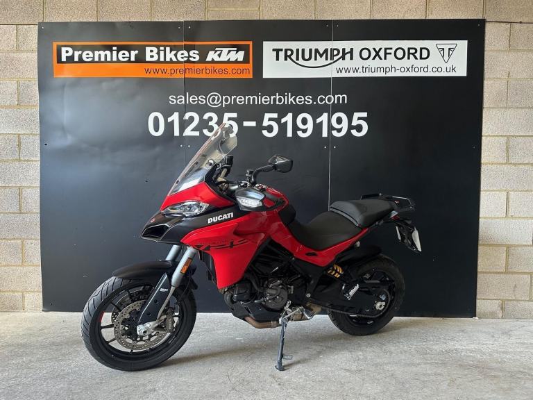 Stunning Low Mileage 2024/24 Ducati Multistrada V2S Motorcycle 