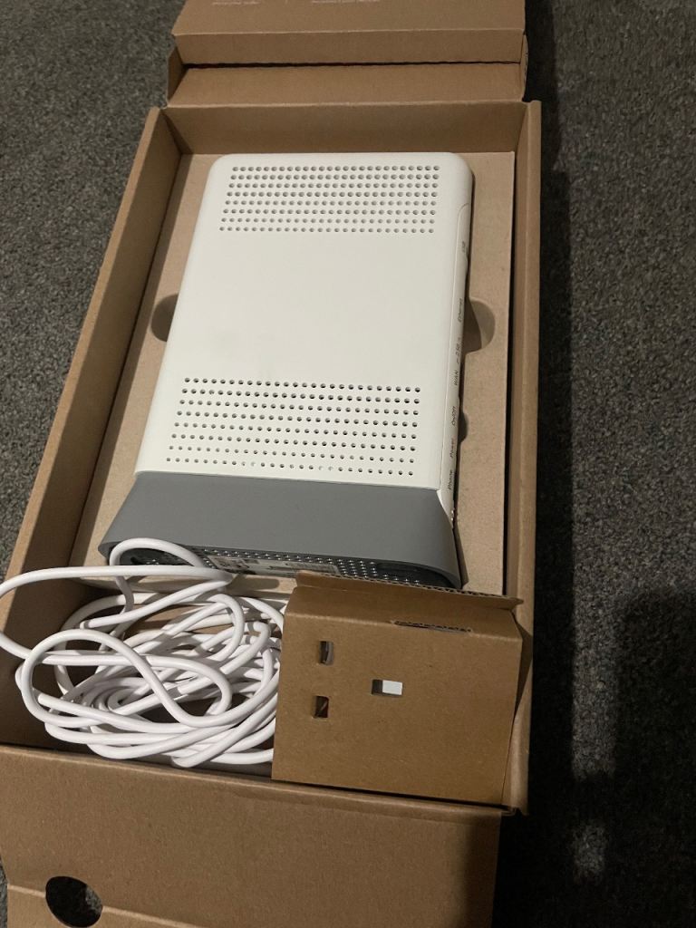 EE SMART HUB 7 plus 