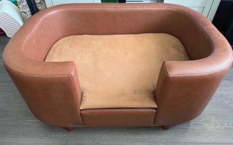 Chester & Wells Dog Bed Medium/Large 