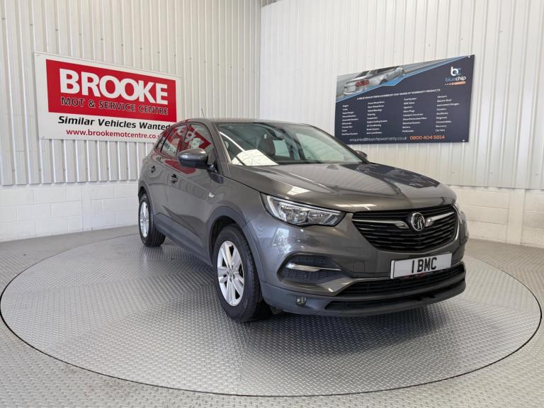 2018 Vauxhall Grandland X 1.2 Turbo SE Euro 6 (s/s) 5dr HATCHBACK Petrol Manual