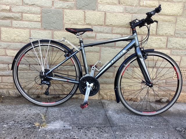Trek FX 7.4 Hybrid Bike Grey - Rear Rack, Mudguards, Excellent Condition