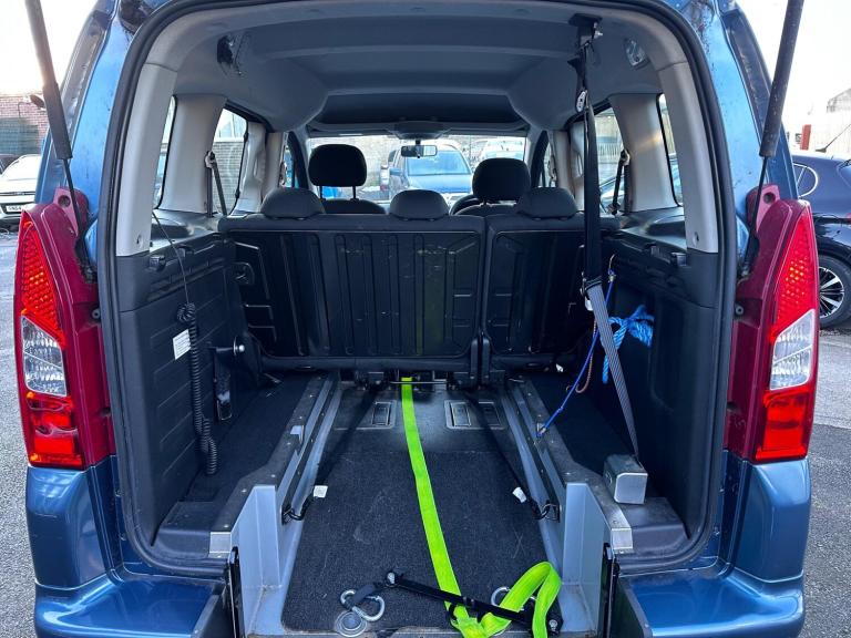  Peugeot Partner Tepee 1.6 HDi Tepee S EGC (s/s) 5dr Diesel Automatic