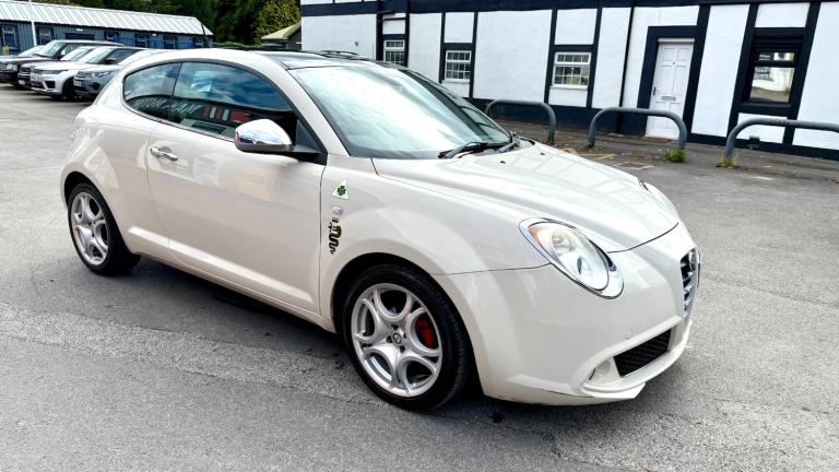 2012 Alfa Romeo MiTo 1.4 16V 105 Distinctive 3dr HATCHBACK Petrol Manual