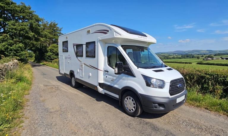 2018 Roller Team Zefiro 696 2.0 Diesel 5 Berth