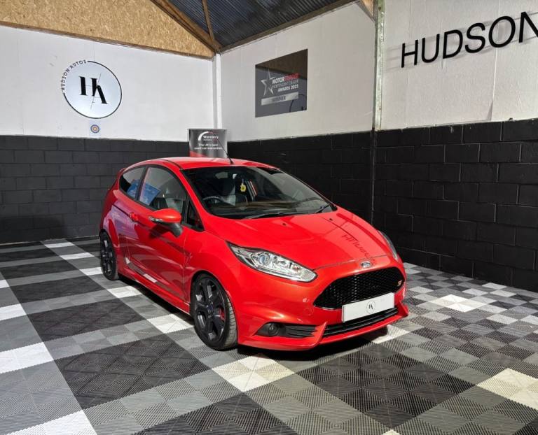 2016 Ford Fiesta 1.6 EcoBoost ST-3 3dr HATCHBACK PETROL Manual