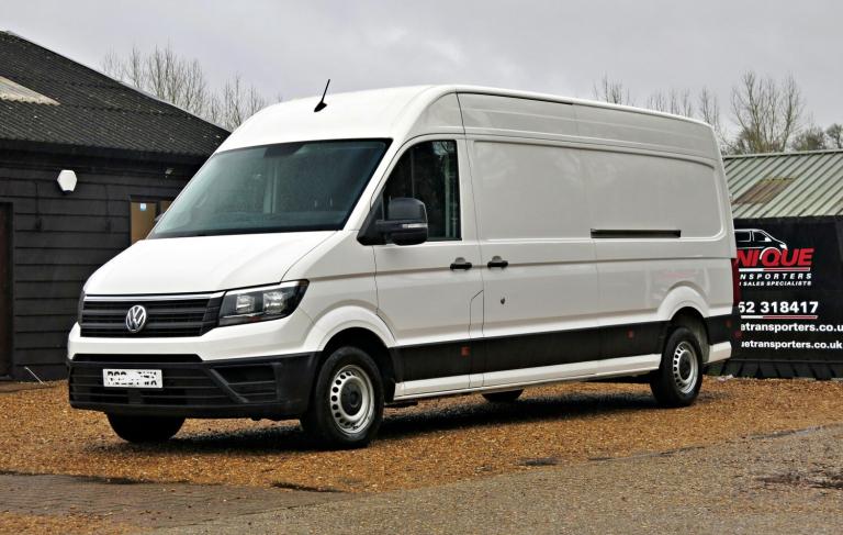 VOLKSWAGEN CRAFTER 140HP AIRCON TRENDLINE LWB HIGH ROOF EURO 6 CR35 White Manua