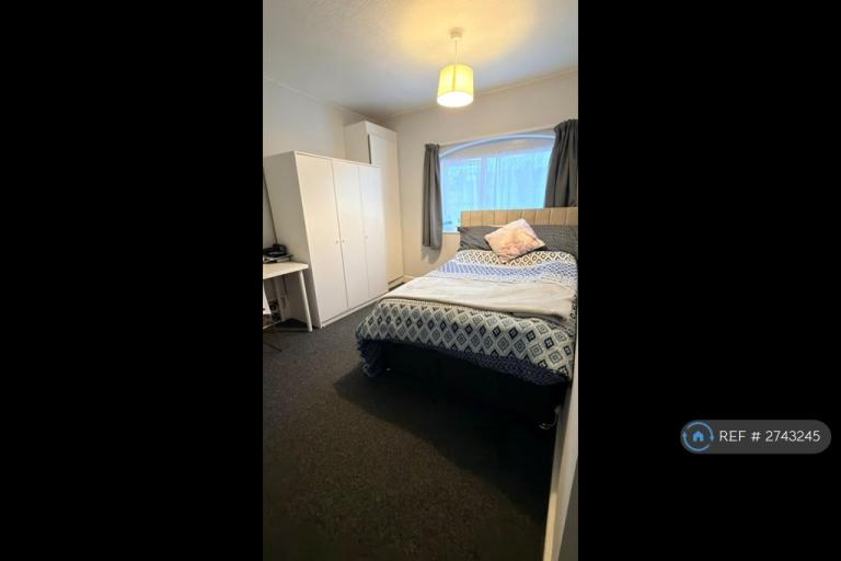 1 bedroom in Kingsland Avenue, Coventry, CV5 (#2743245)