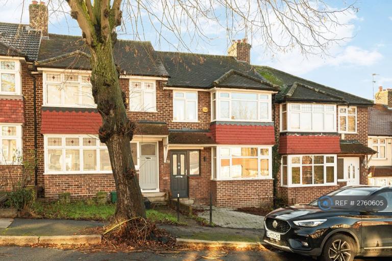 3 bedroom house in Portland Road, London, BR1 (3 bed) (#2760605)