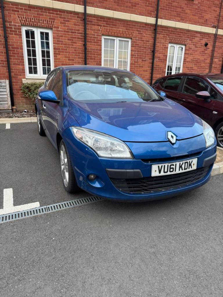 Renault, MEGANE, Hatchback, 2011, Manual, 1870 (cc), 5 doors