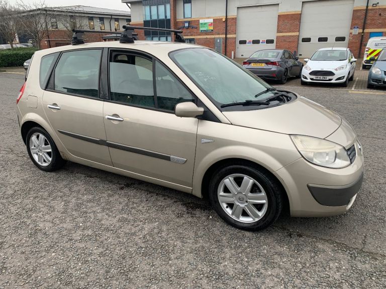 Renault scenic 1.6 VVT dynamic MPV