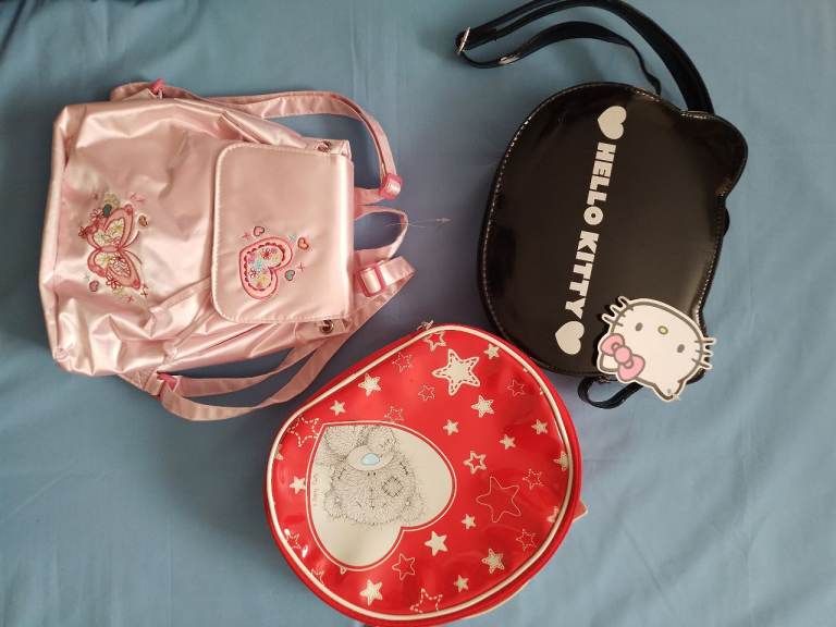 GIRLS' GIFTS - 3 Bags - Hello Kitty shoulder bag, Tatty Teddy carry case & Backpack. New cond