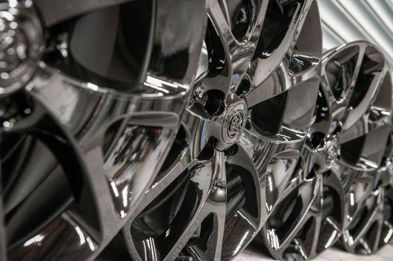 *Refurbished* Genuine Vauxhall Corsa/Astra VXR Alloy Wheels 5x110 Gloss Black