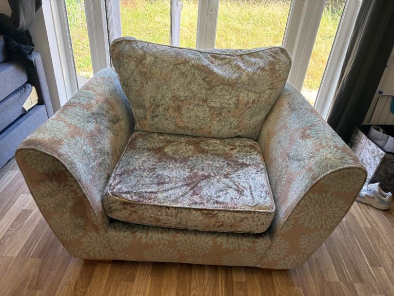 One seater love seat
