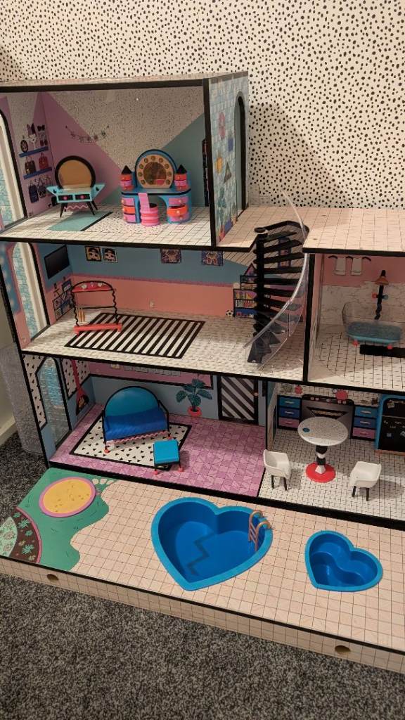 Lol doll house 