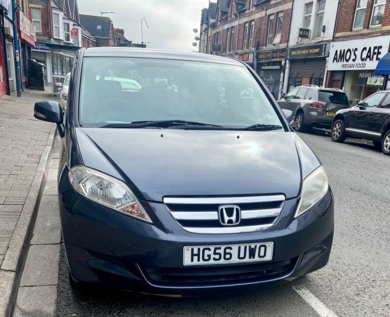 Honda 6 seater frv grey 