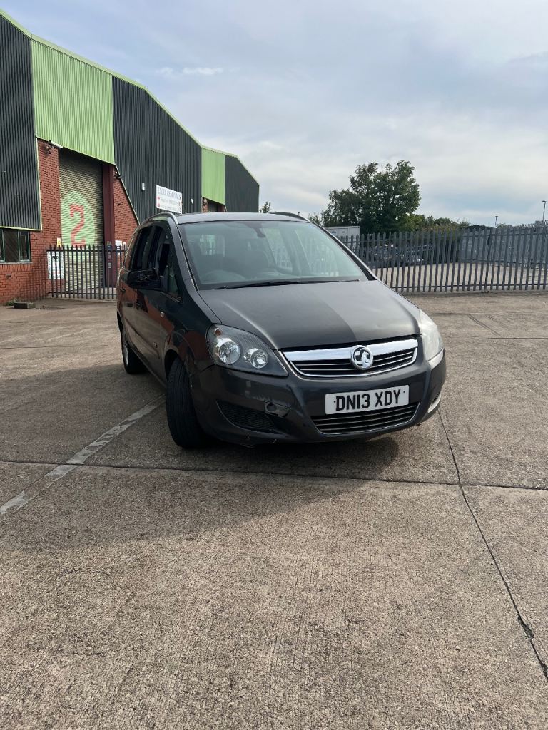 Vauxhall, ZAFIRA, MPV, 2013, Manual, 1686 (cc), 5 doors