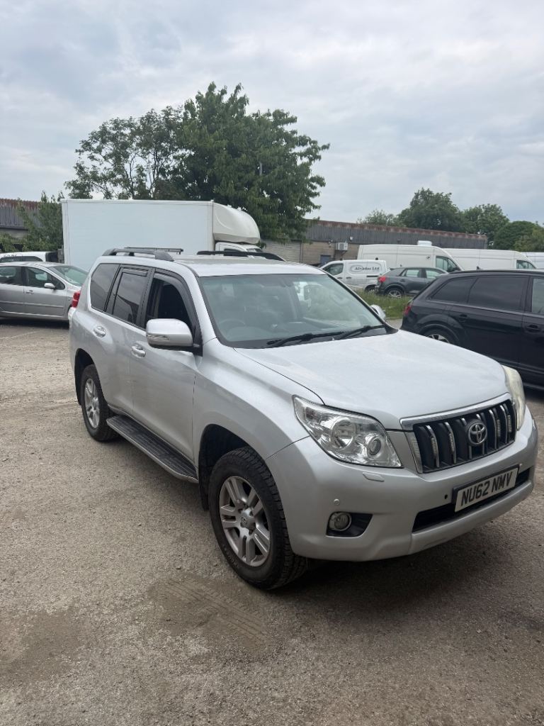 Toyota, LAND CRUISER, Estate, 2012, Other, 2982 (cc), 5 doors
