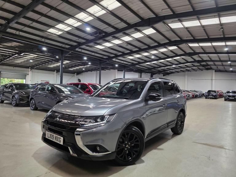 2019 Mitsubishi Outlander 2.0 MIVEC Black CVT 4WD Euro 6 (s/s) 5dr ESTATE Petrol Automatic